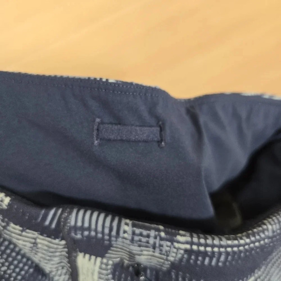 Sweaty Betty Zero Gravity 7/8 Leggings Blue Grid Print Size Small - Picture 10 of 10